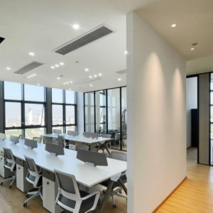 智格新城大厦，全新装修，68、138、208、310方都有